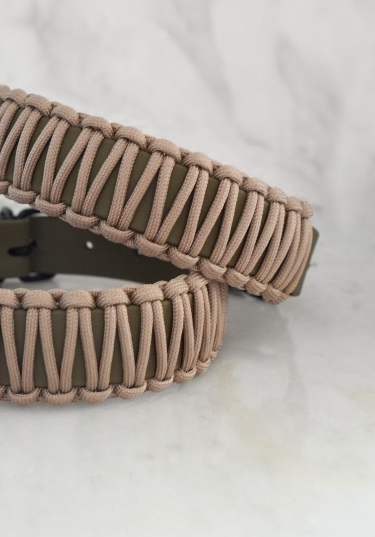 Halsband