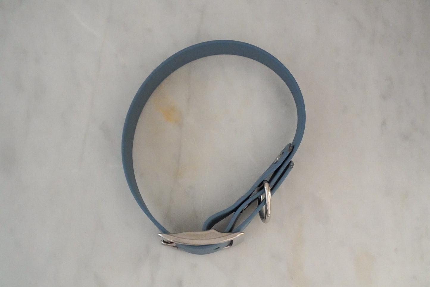 Halsband