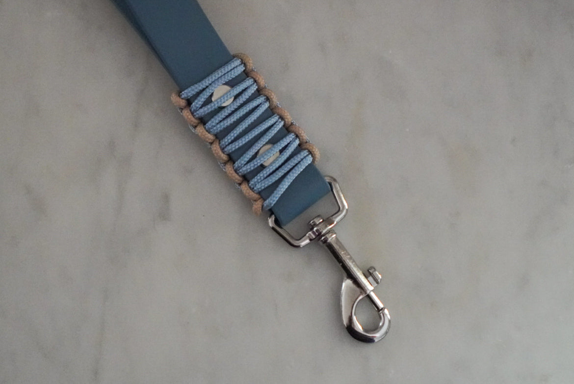Kurzführer mit Paracord